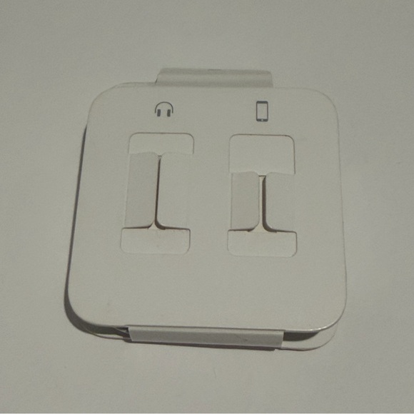 White Wired Earbuds iPhone cable headphones / Apple / Earbuds / Earphones - Picture 3 of 4